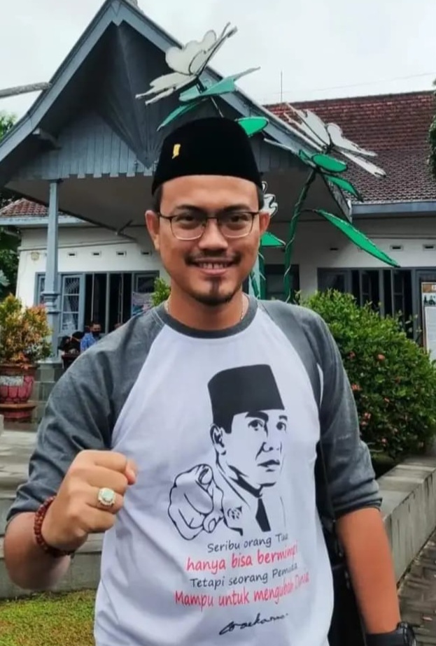 Mohamad Iyos Rosyid. S.KPm.,MAP